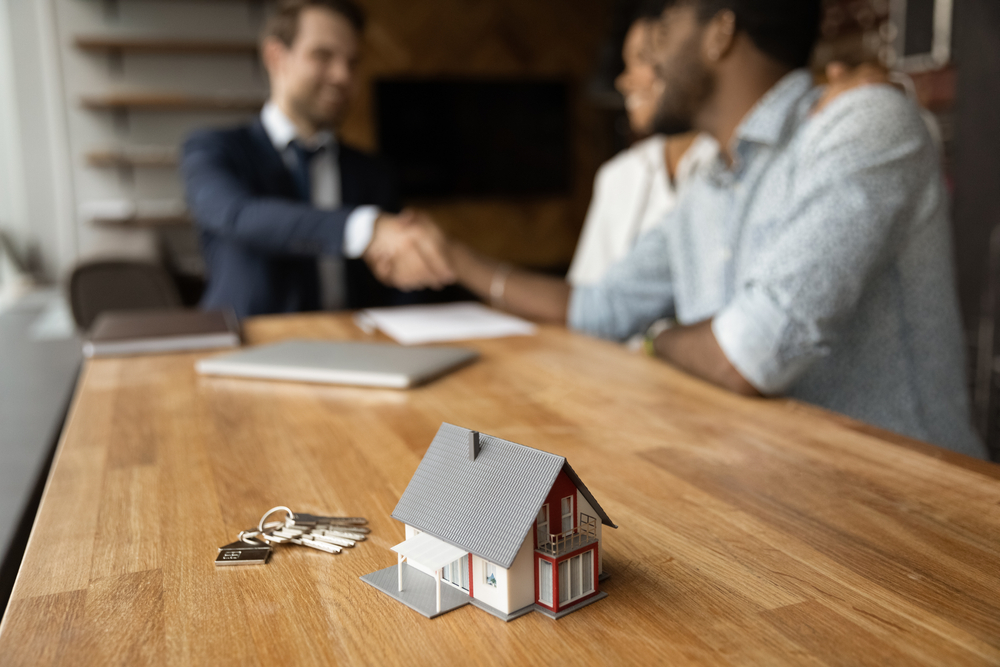 How Can A Lawyer Help at a Real Estate Closing