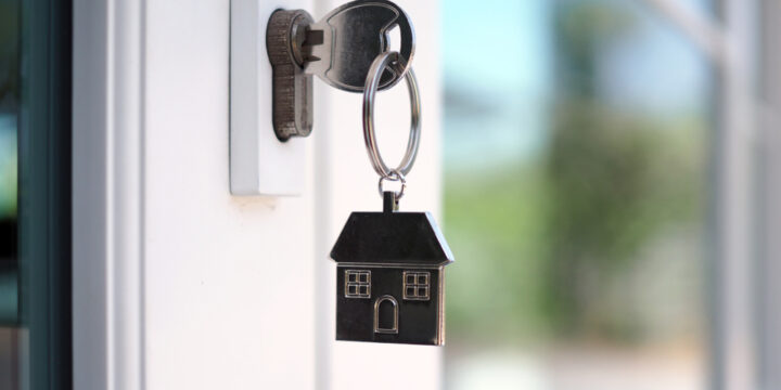 Are You Closing on a Home? Do You Need a Real Estate Lawyer?
